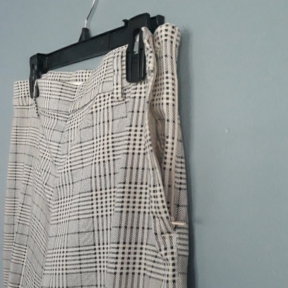 Dress pants - Picture 7 of 7